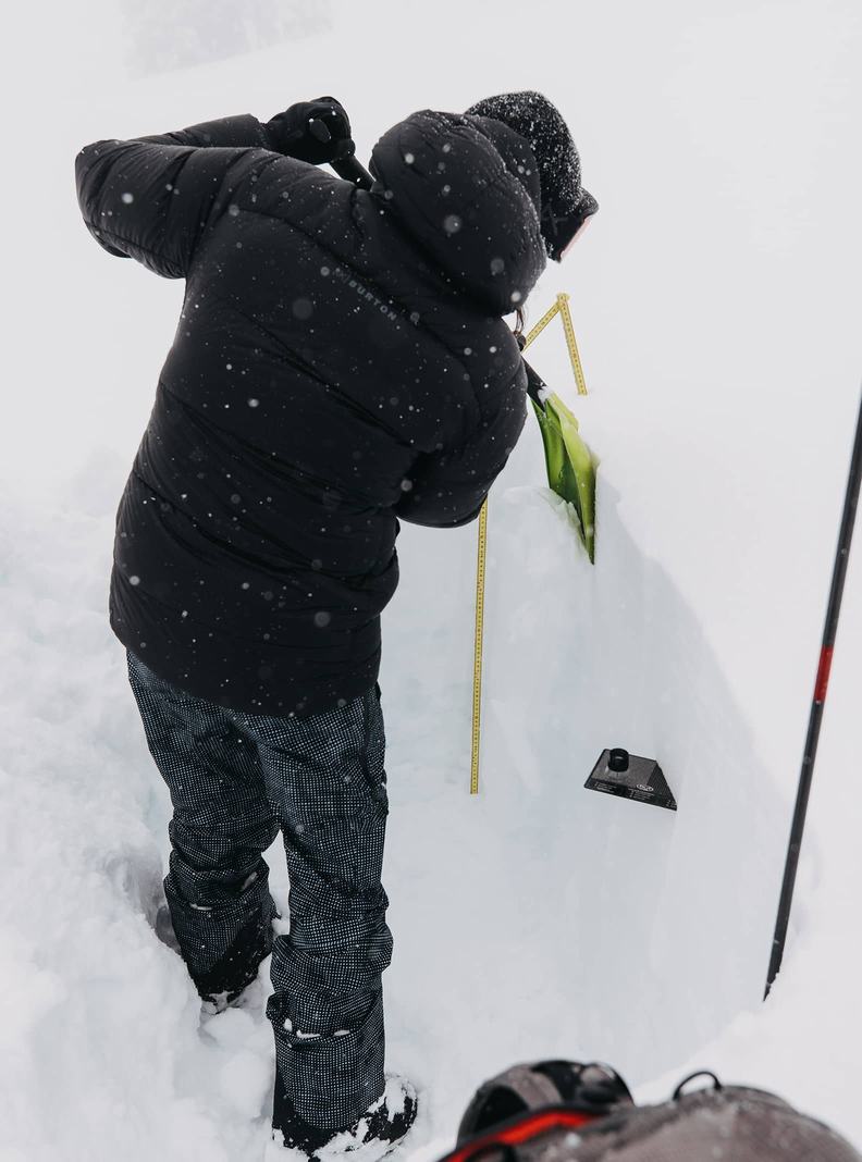 Burton [ak] Baker Expedition Down Zimní Bunda Damske Čierne | 52361-ZMTK